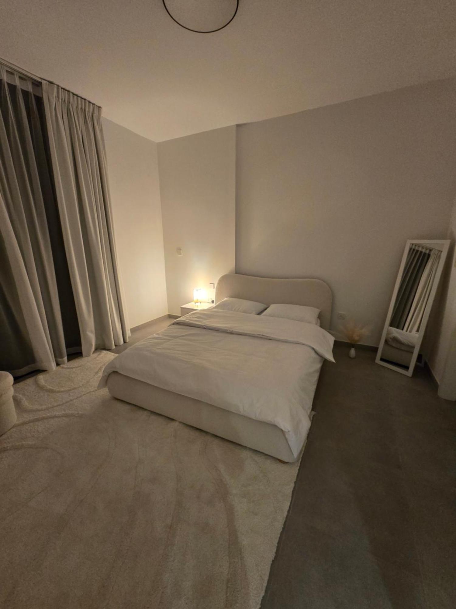 Shiro Elegant Living Apartment Dubai